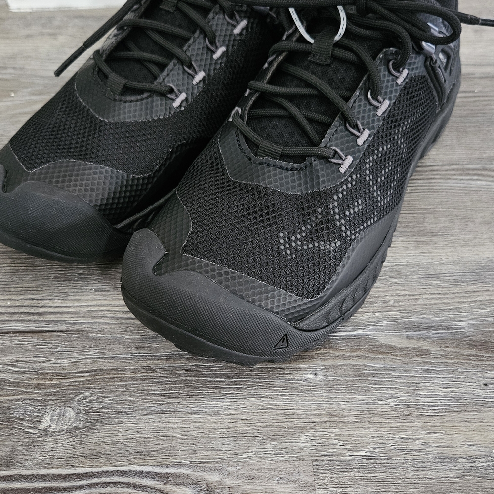 Keen NXIS EVO Waterproof Hiking Shoes
